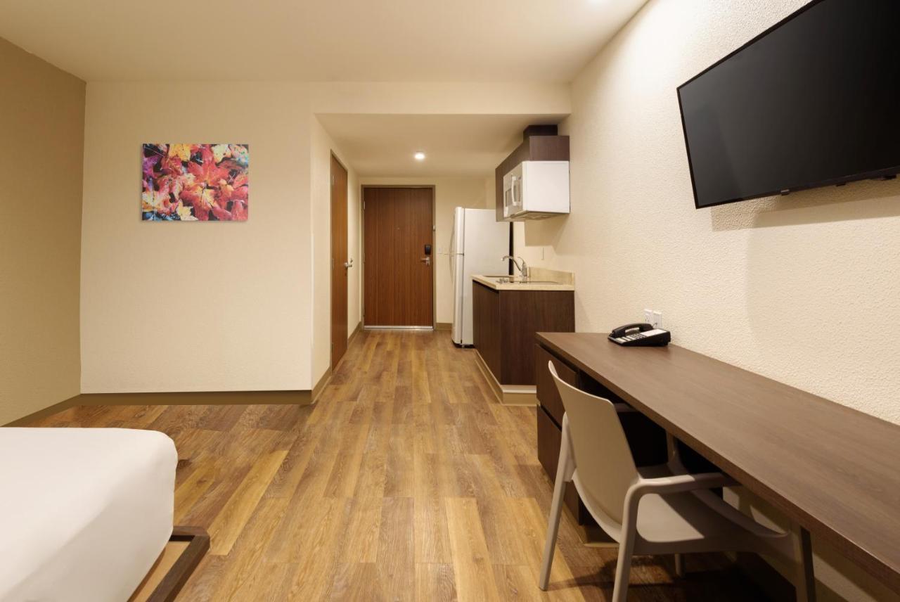 Extended Suites Saltillo Galerias Eksteriør billede