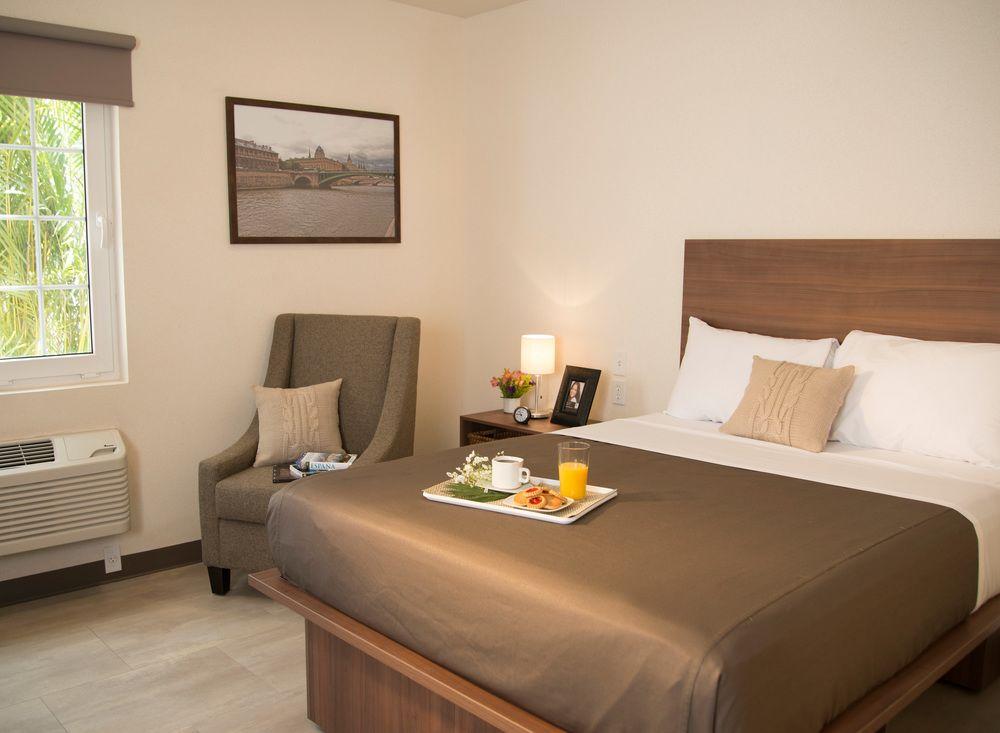 Extended Suites Saltillo Galerias Eksteriør billede